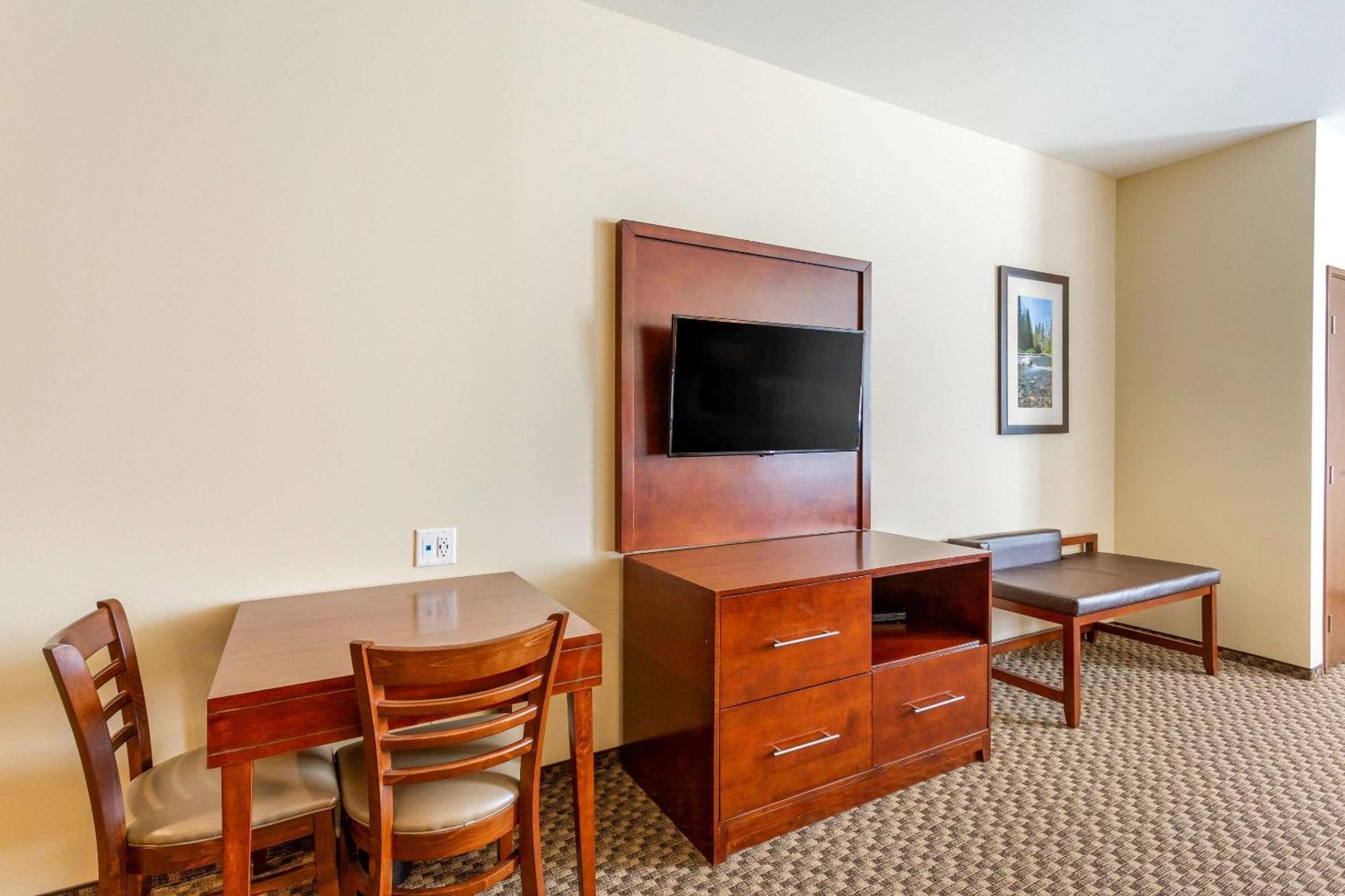 Comfort Suites Burlington Near I-5 מראה חיצוני תמונה