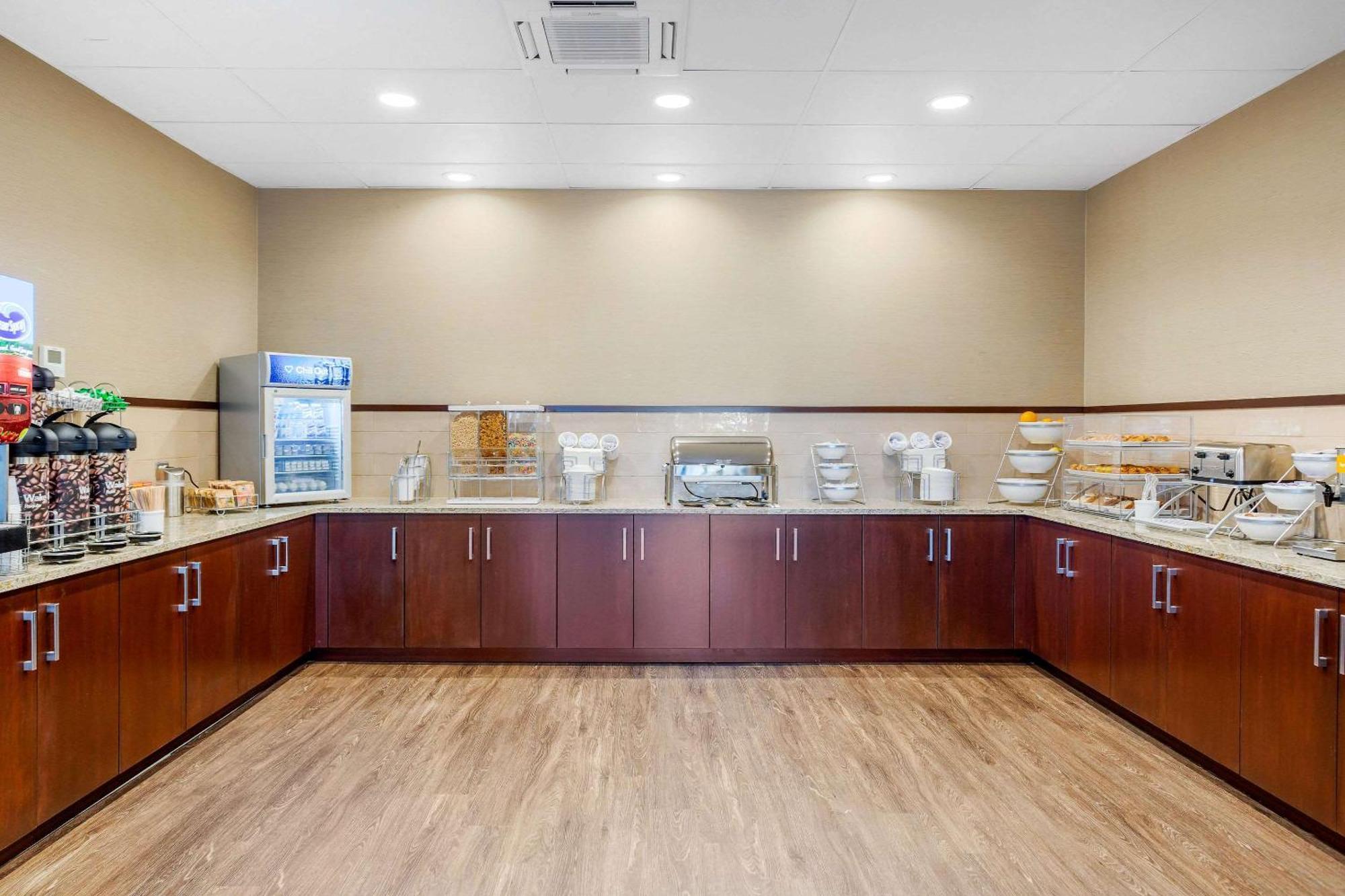 Comfort Suites Burlington Near I-5 מראה חיצוני תמונה