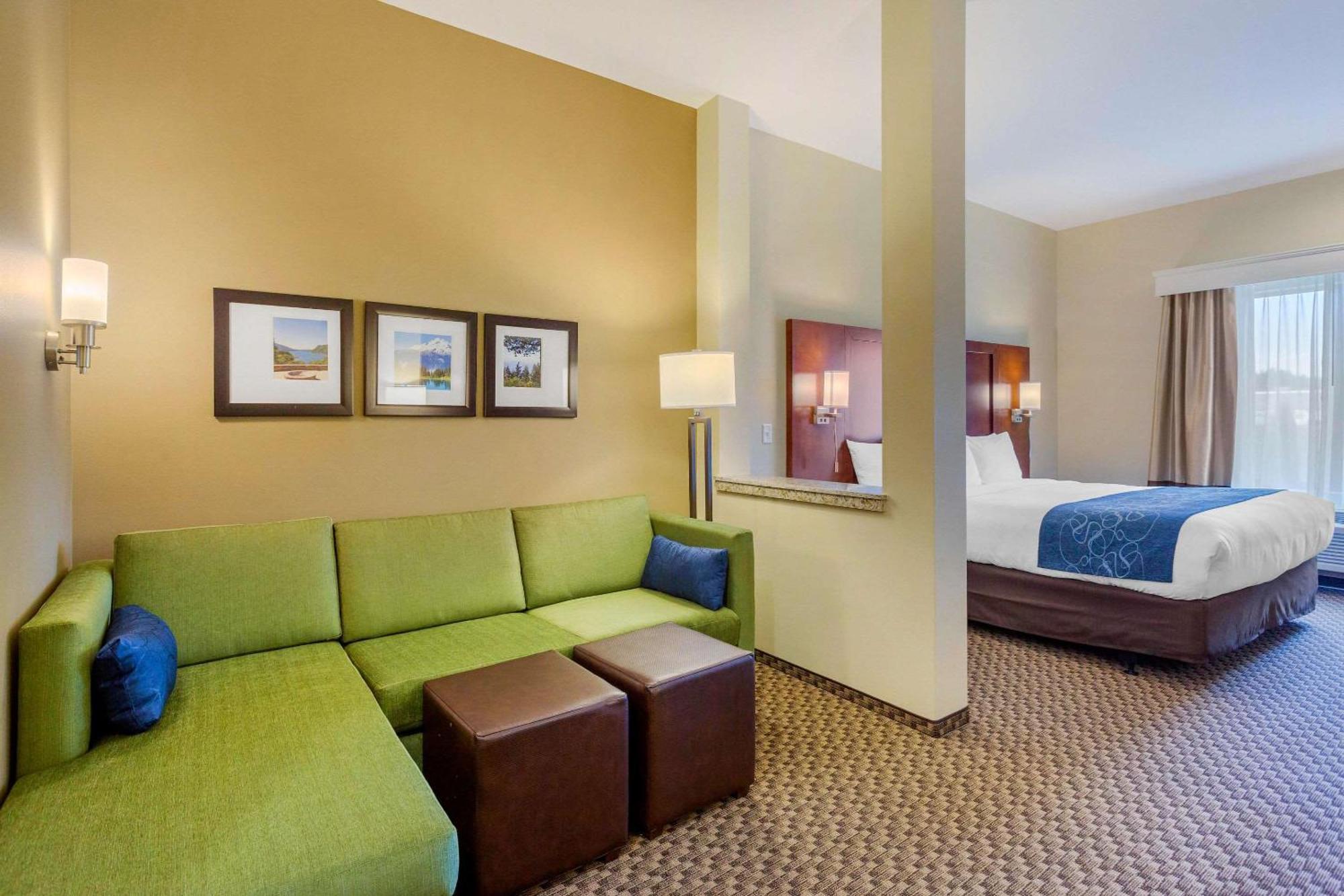 Comfort Suites Burlington Near I-5 מראה חיצוני תמונה