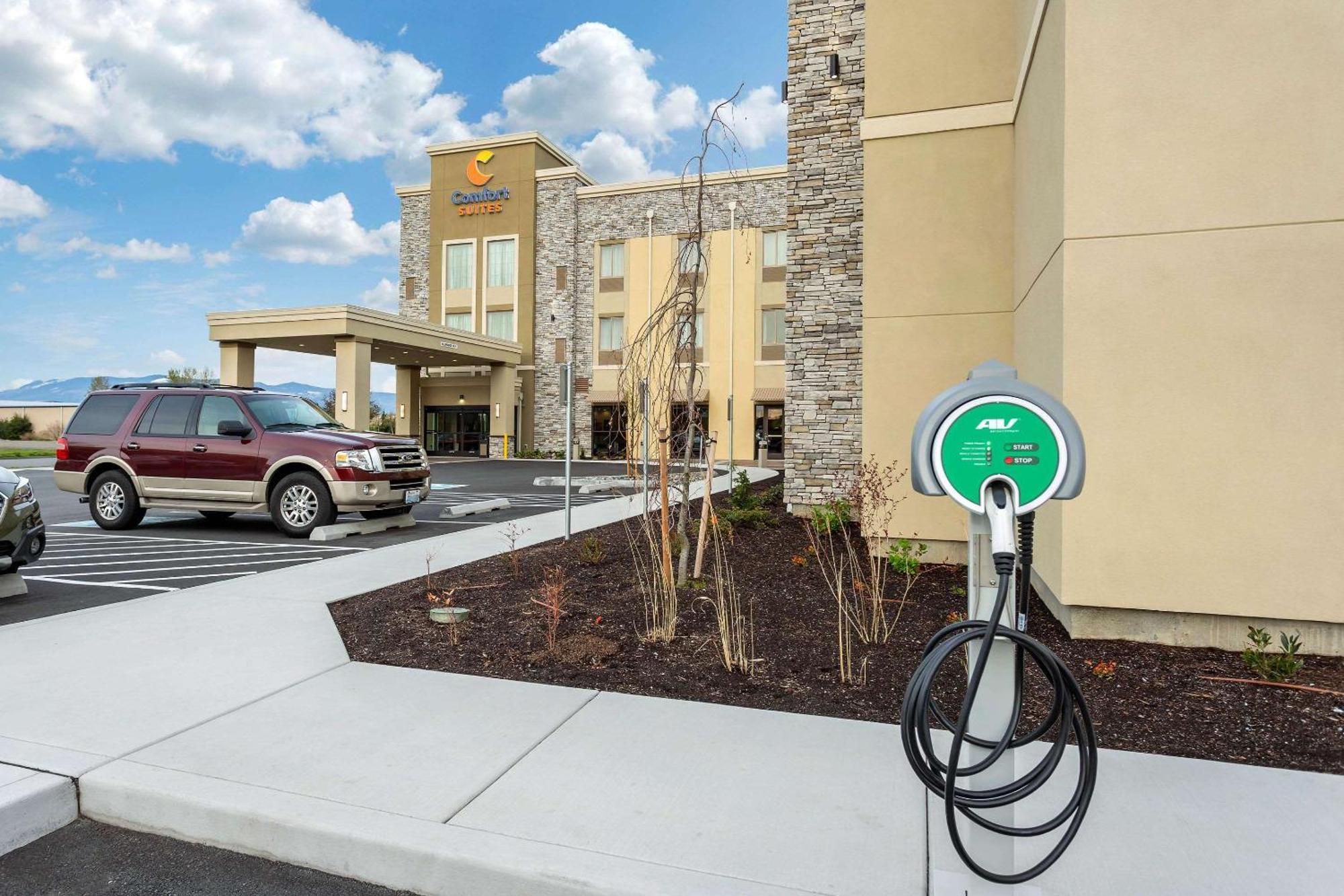 Comfort Suites Burlington Near I-5 מראה חיצוני תמונה