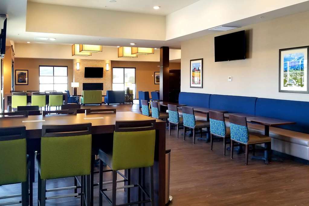 Comfort Suites Burlington Near I-5 מסעדה תמונה